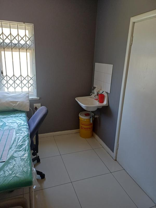 To Let commercial Property for Rent in Mthata Eastern Cape